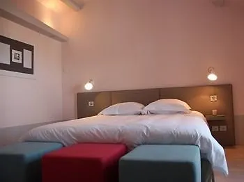 L'annexe Des Portes Гостевой дом Ле-Порт