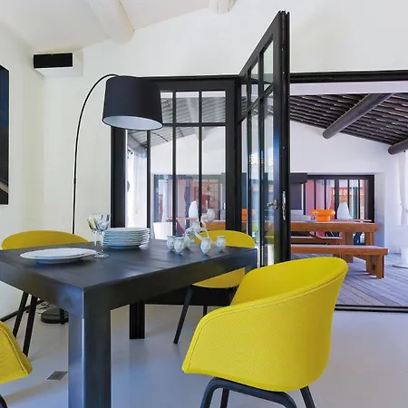 L'annexe Des Portes Гостевой дом