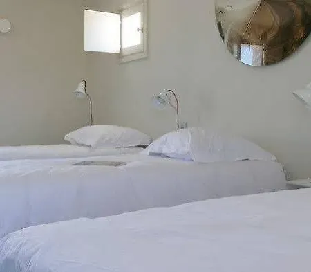 L'annexe Des Portes 3*